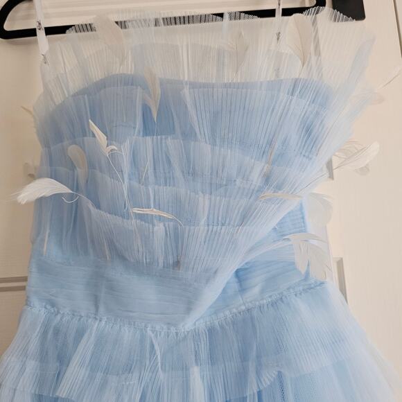 Mac Duggal 20529 Blue Feathered Strapless Tulle Fit and Flare Dress Size 8 - Picture 3 of 7
